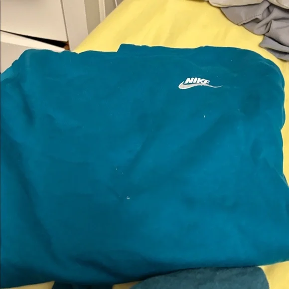 Nikedark green hoodie Sweatshirt - Picture 1 of 5